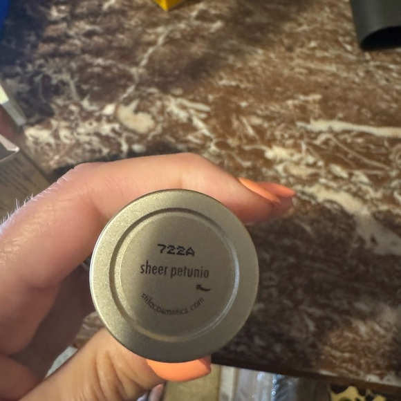 stila lip color and blush Sheer Petunia NEW IN BOX - Picture 8 of 8